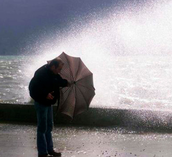 Meteoroloji'den şiddetli yağış ve fırtına uyarısı