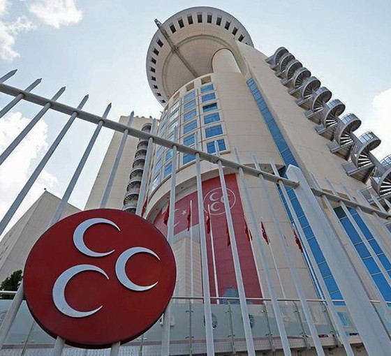 Metropoll Araştırma: MHP'lilerin ekonomi yönetimine güveni, AKP'lilerden daha yüksek