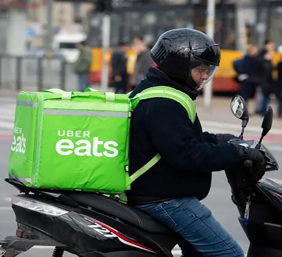 Kanada'da 'torbacılık' da yasallaştı: Uber Eats evlere servise başladı