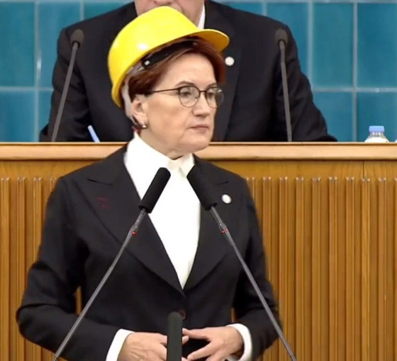 Akşener kürsüye madenci baretiyle çıktı: Bartın'da yaşanan katliamın hesabını soracağız