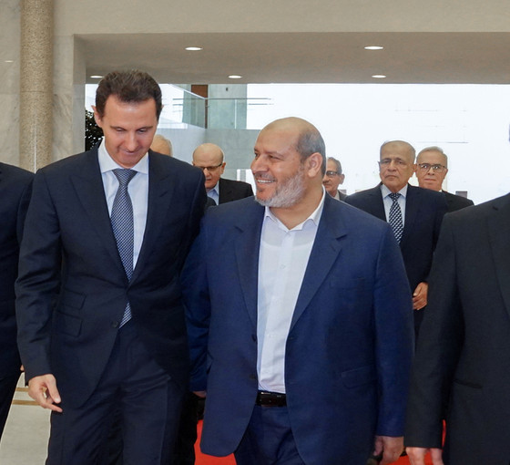 Üst düzey Hamas heyeti Suriye'de Beşar Esad ile görüştü
