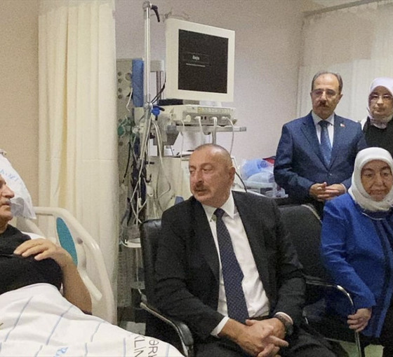 Azerbaycan'da kaza geçiren Binali Yıldırım'dan ilk fotoğraflar