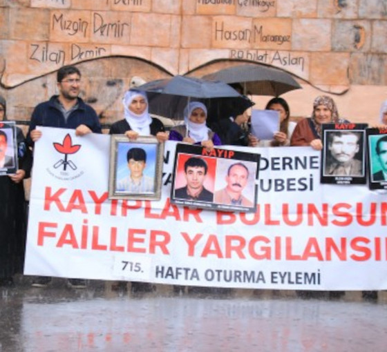 Diyarbakır'da kayıp yakınları Gümüş ve Aydemir'in akıbetini sordu