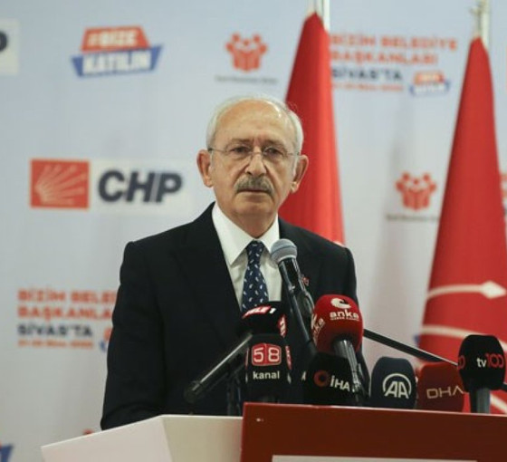 Kılıçdaroğlu: Başörtüsü yasağını kaldıran bu kardeşinizdir