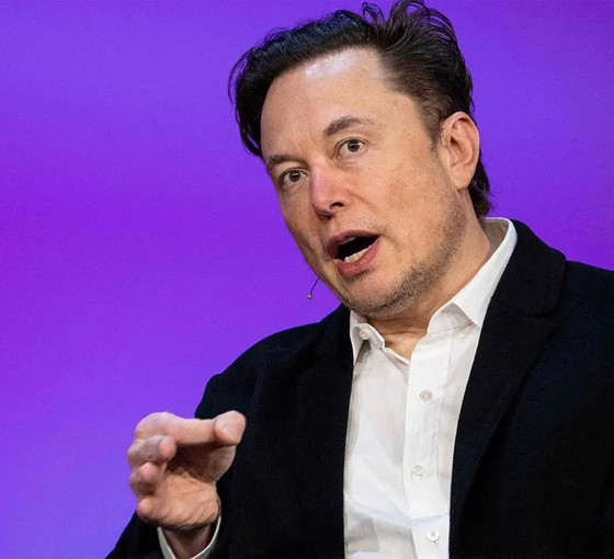 Elon Musk uygulamayı durdurdu