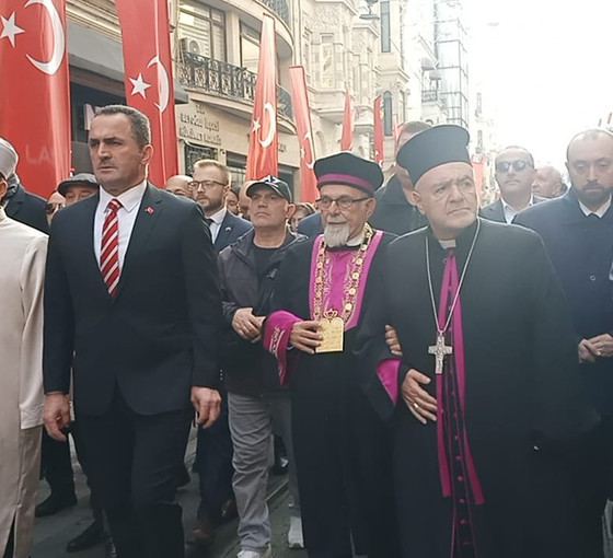 Taksim'de 'İstiklal Bizim' yürüyüşü
