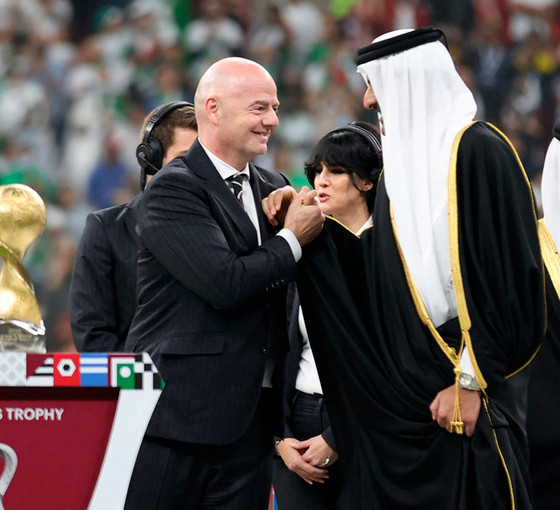 Infantino Katar'ı savundu: 'Tek taraflı ahlak dersi iki yüzlülük'