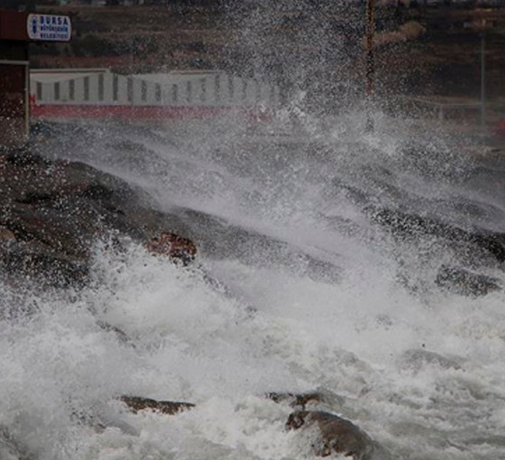 Yarına dikkat: Meteoroloji'den Marmara ve Ege için şiddetli fırtına uyarısı