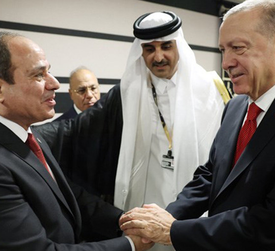 Erdoğan Katar’da yıllarca 'katil' dediği Sisi ile selamlaştı