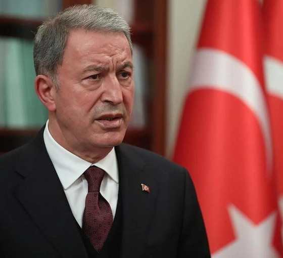Bakan Akar'dan 'Nah alırsın' açıklaması: Biraz abartılı cevap verdim
