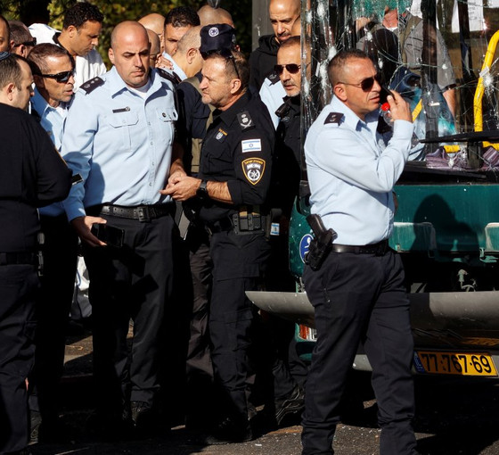 Kudüs'te otobüs duraklarına bombalı saldırı: Bir ölü, 14 yaralı