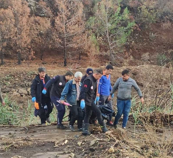 Mersin'de sel: Bir kişi öldü