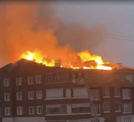 Ankara'da 10 katlı binada yangın: Sekiz kişi dumandan etkilendi