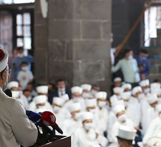 Diyanet ve MİT'in bütçeleri iki yılda üç katına çıktı