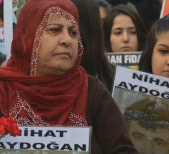 Cumartesi Anneleri gözaltında kaybedilen Aydoğan’ın akıbetini sordu