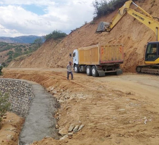 Yol çalışması için görevlendirdi, silahla öldürüldü