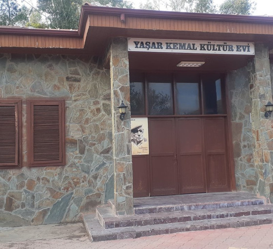 Yaşar Kemal Kültür Evinin elektriği 7 yıldır kesik