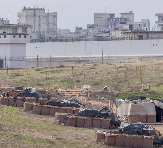 Reuters: SDG ile koalisyonun IŞİD karşıtı operasyonları durduruldu