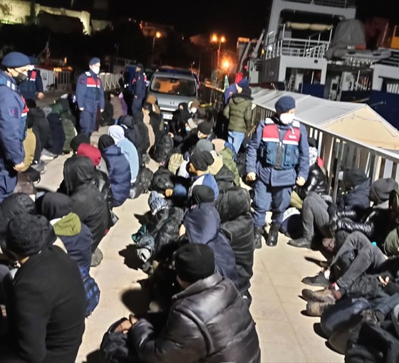 Göç İdaresi: Bu yıl 109 bin göçmen sınır dışı edildi
