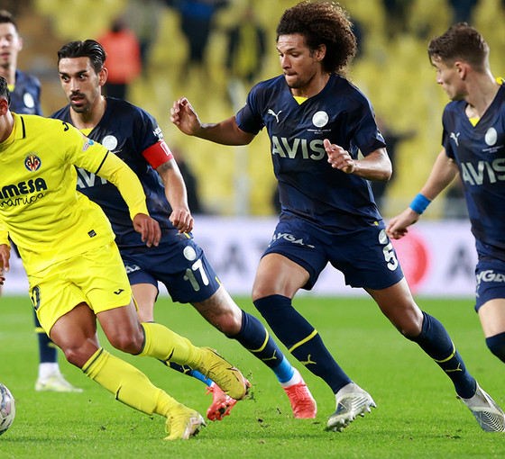Fenerbahçe yine geriden geldi