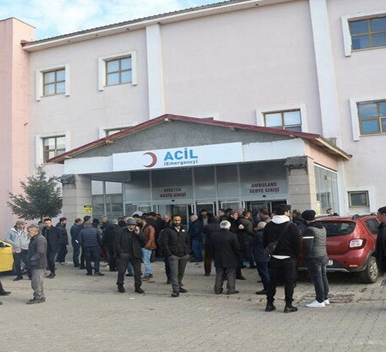 Öğrenci servisinin çarptığı çocuklardan biri öldü