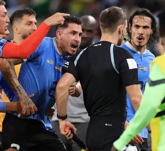 Muslera, Cavani, Gimenez ve Godin'e FIFA'dan disiplin soruşturması