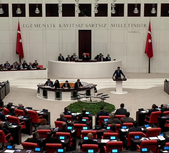 AKP kaynakları: EYT takvimi ocak ayına kaldı