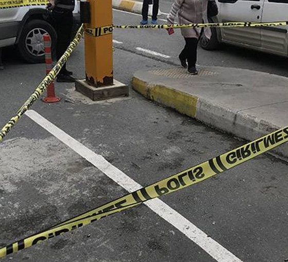 Polis tartıştığı kişiyi yüzünden vurdu