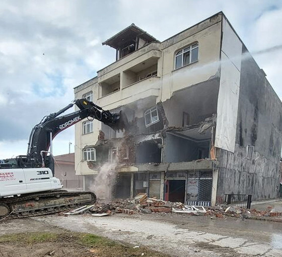Düzce depremi raporu: 1999 öncesi inşa edilen binalar depreme dayanıksız