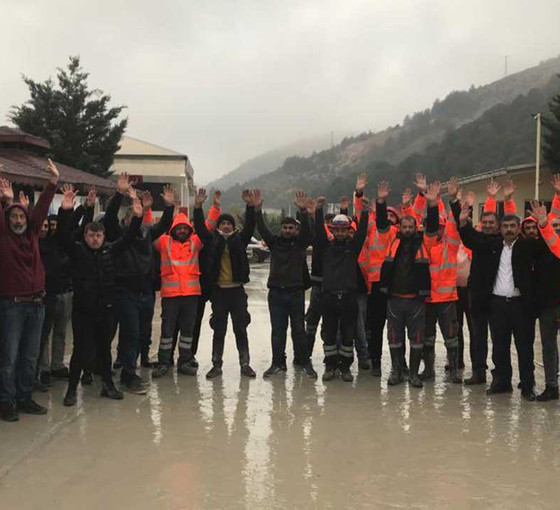 Eczacıbaşı Esan Madencilik işçilerinin direnişi kazanımla sonuçlandı