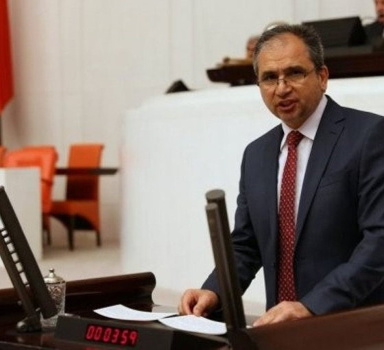 AKP'li Güneş: İmamoğlu'nun mağdurmuş gibi hareket etmesi yanlış