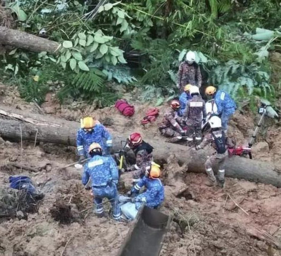 Malezya'da toprak kayması: 18 ölü, 20'den fazla kişi kayıp