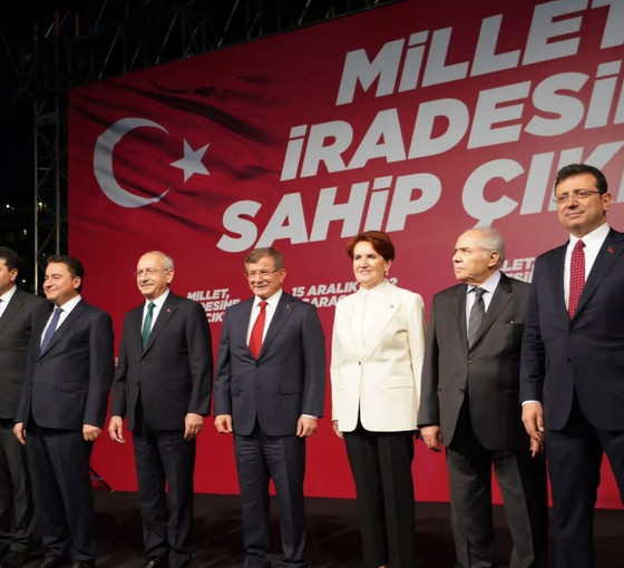 Yenikapı’dan Saraçhane’ye iki tarzı siyaset