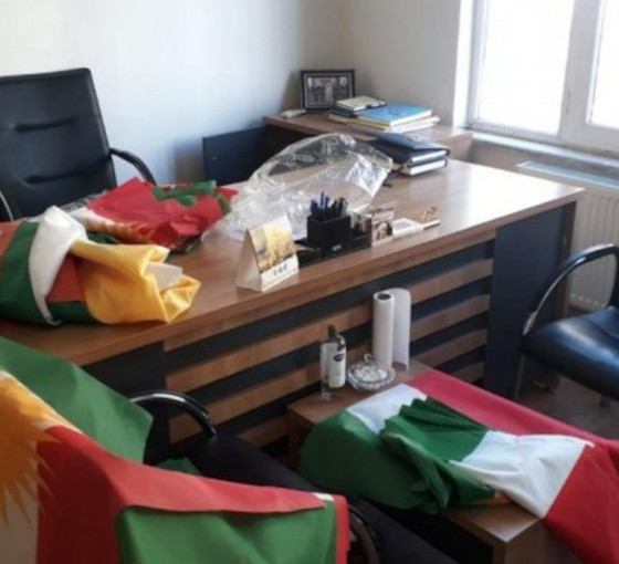 Diyarbakır'da PAK, PSK ve Azadî binalarına polis baskını