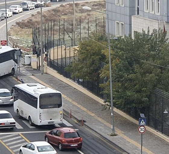 Diyarbakır'daki patlamaya ilişkin dört tutuklama