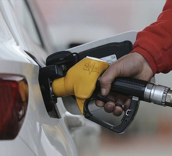 Benzine bu gece zam geliyor: Litresi 36 lirayı aşacak