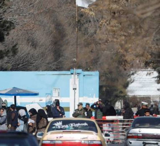 Taliban kadınlara üniversite yasağını savundu: 'Düğüne gittikleri kıyafetlerle okula geliyorlardı'