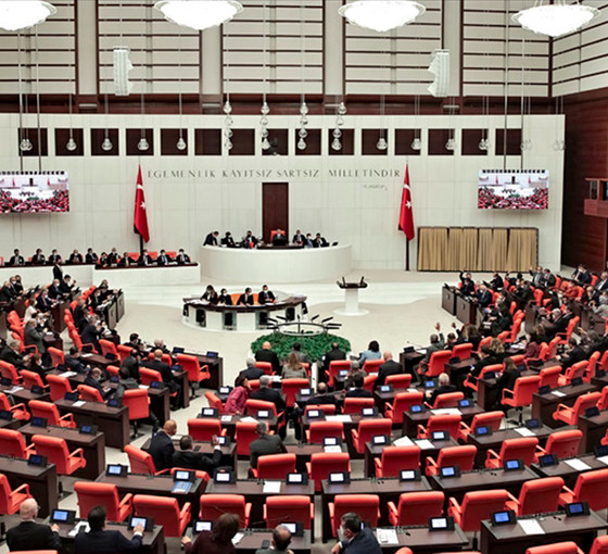 İddia: İran'dan ruhsatsız lenfoma ilacı getirmeleri için iki firmaya izin verildi