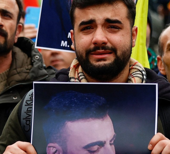 Paris'te Kürtleri hedef alan saldırgan ırkçı olduğunu kabul etti