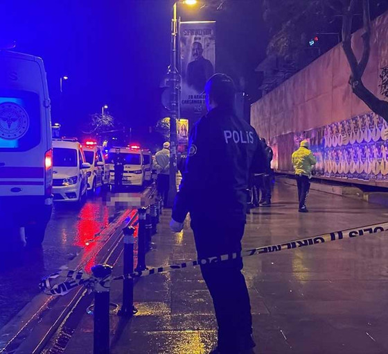 Bağdat Caddesi'nde hız yapan aracın çarptığı yaya öldü