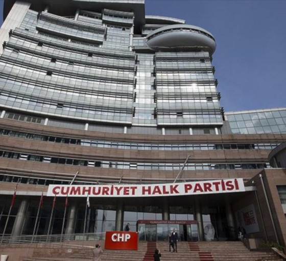 CHP'de adaylık yarışı: Pek çok isim yarın istifa edecek
