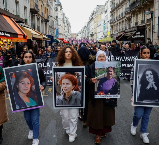 Paris'te Ahmet Kaya Kürt Kültür Merkezi'ne yapılan silahlı saldırıda ölenler anıldı