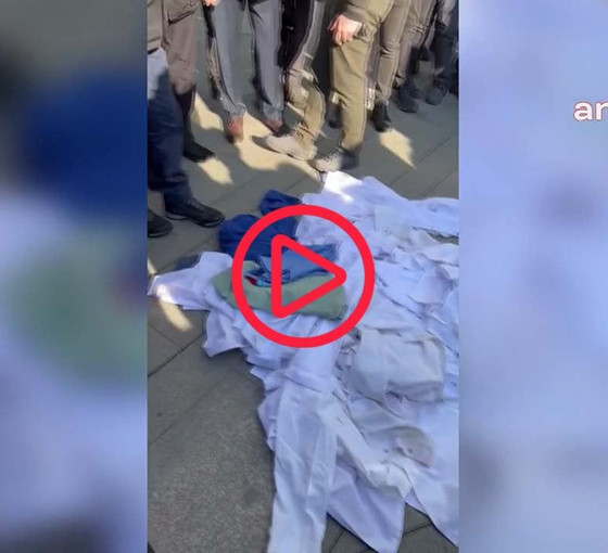 Hekimlerden 'beyaz önlük bırakma' eylemi