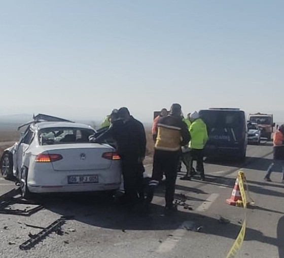 Konya'daki trafik kazasında iki kişi öldü