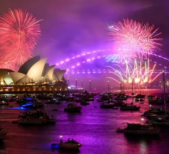 Sydney, 2023'ü havai fişek gösterileriyle karşıladı