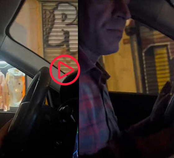 Kameraya kaydedildiğini anlayan taksici, taksimetreyi açtı