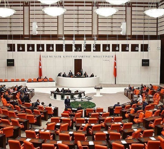 Yeni yıl geldi, yeni yüzyıl da gelecek ama, “yeni Türkiye” ne zaman?