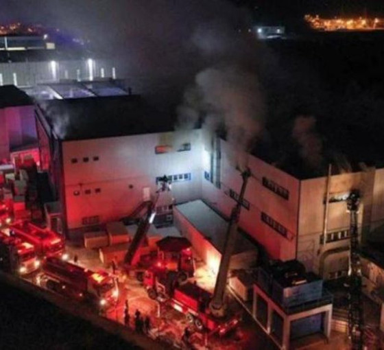 Bursa'da tekstil fabrikasında yangın
