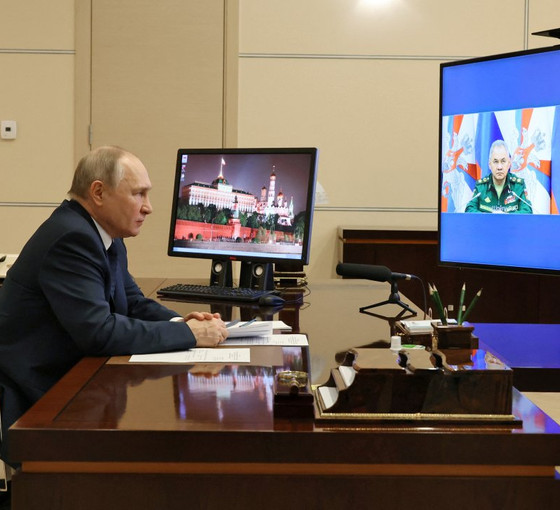 Putin hipersonik füzeyle donatılan fırkateynini suya indirdi