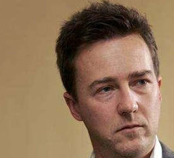 Edward Norton'ın 'Pocahontas'ın torunu olduğu ortaya çıktı